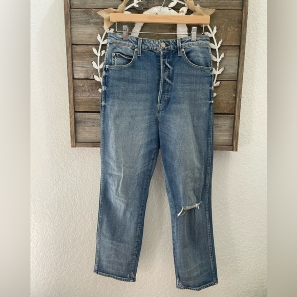 AMO Chloe crop girl crush w/destroy high‎ rise size 31